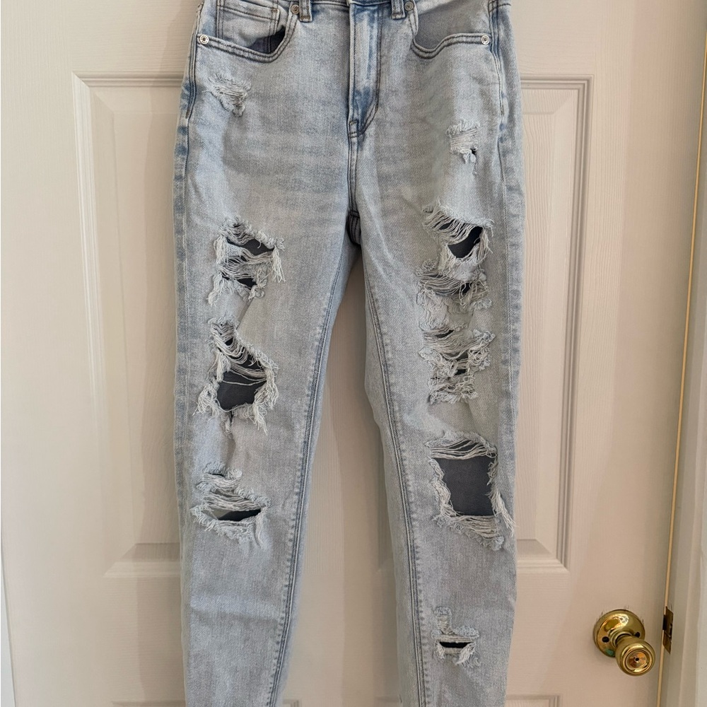 American Eagle Outfitters Ripped Light Mom Jeans